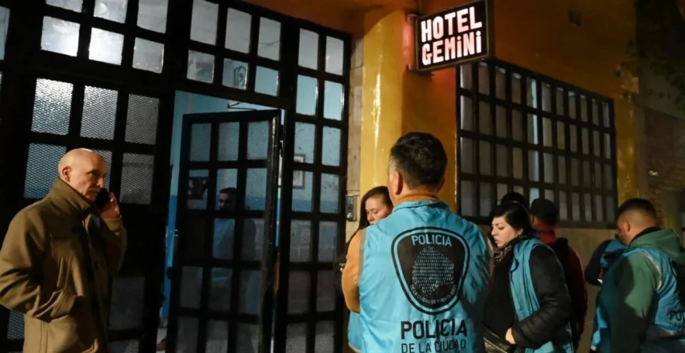 Balvanera: clausuraron un hotel denunciado por vecinos por narcomenudeo y usurpación