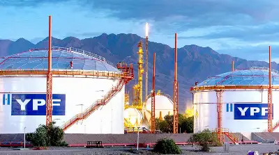 Ante la justicia de EE.UU., la Argentina pone en marcha su estrategia para evitar entregar las acciones de YPF