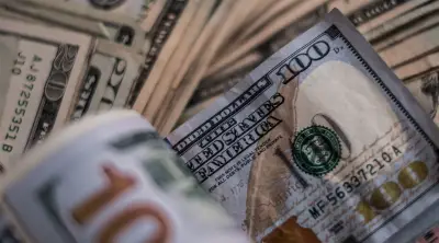 La cantidad de personas que compraron dólar oficial creció 50% en los últimos dos meses