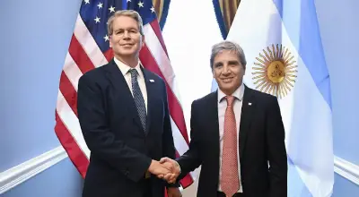 Bessent recibió a Caputo en Washington: “Continuaremos nuestras productivas conversaciones”
