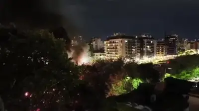 Se incendiaron vagones abandonados en Colegiales