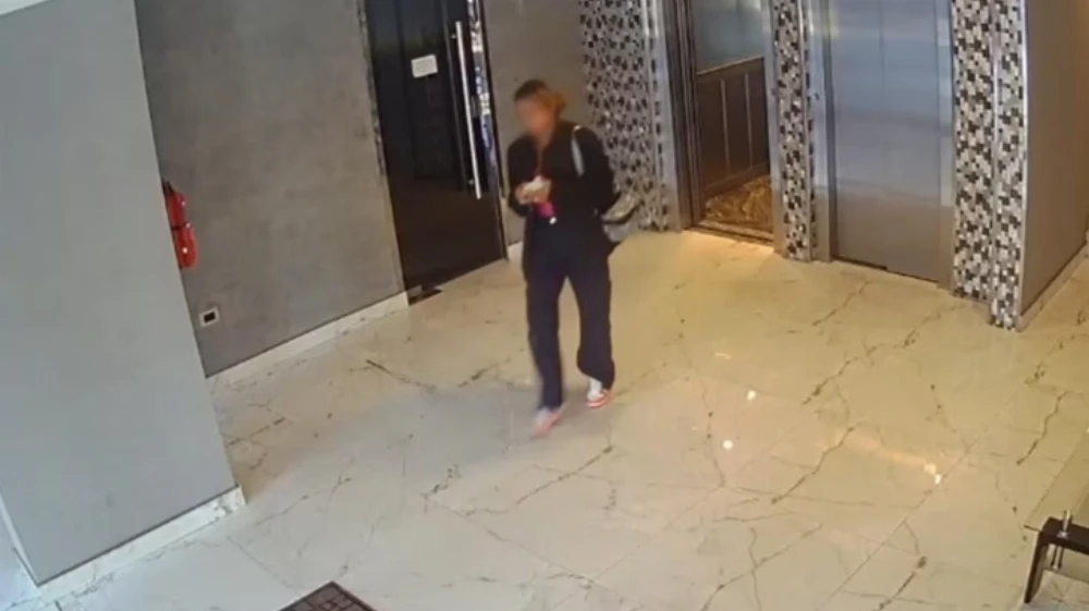 Cayó una viuda negra en Villa Urquiza: el error que la delató y el increíble hallazgo en su departamento