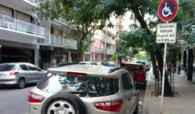 El gobierno porteño retiró 272 estacionamientos para discapacitados que no estaban habilitados: “Basta de vivos”