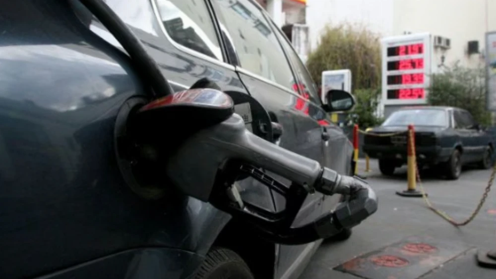 Naftas y gasoil suben hasta 5% y pone en jaque el 