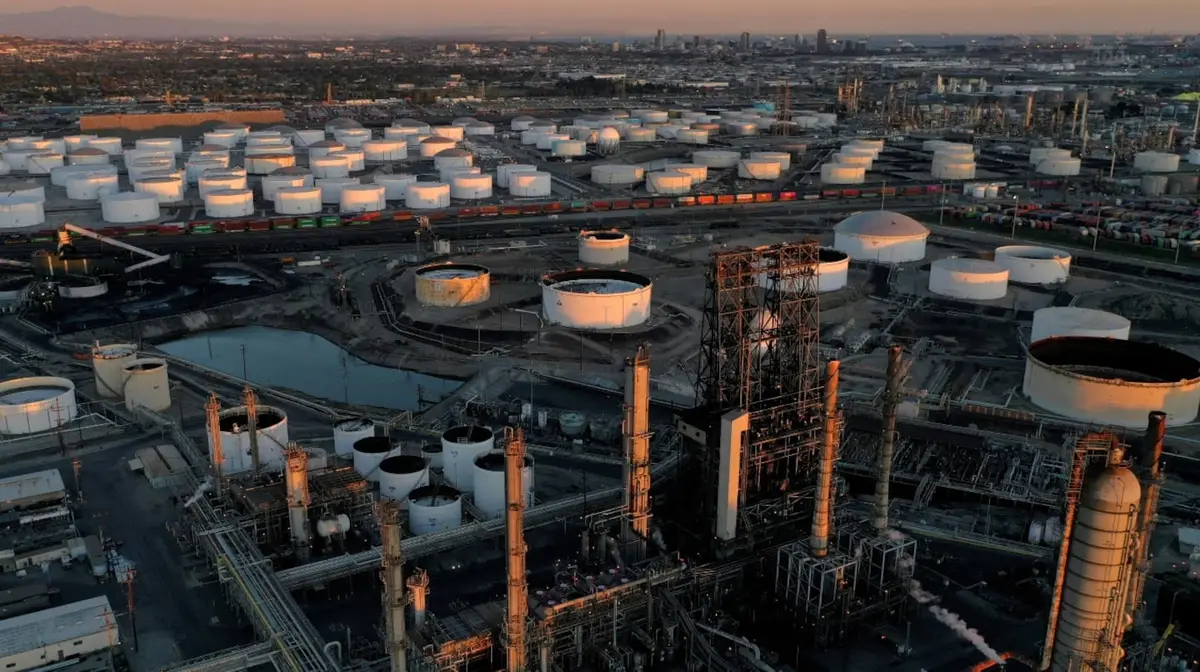 El petróleo se acerca a los US$115 y alcanza su máximo valor en seis meses