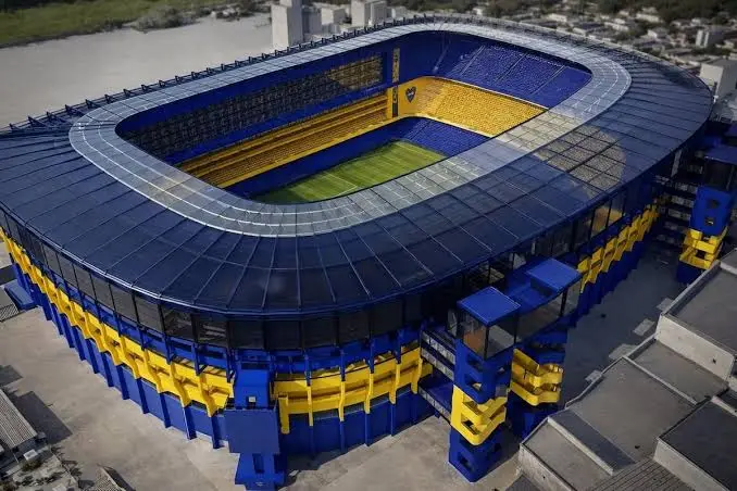 Boca aprobó una inversión de $19.600 millones para ampliar la Bombonera