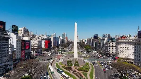 Turismo: la llegada de extranjeros creció 15% en septiembre, pero con estadías más cortas y desigualdad en los destinos