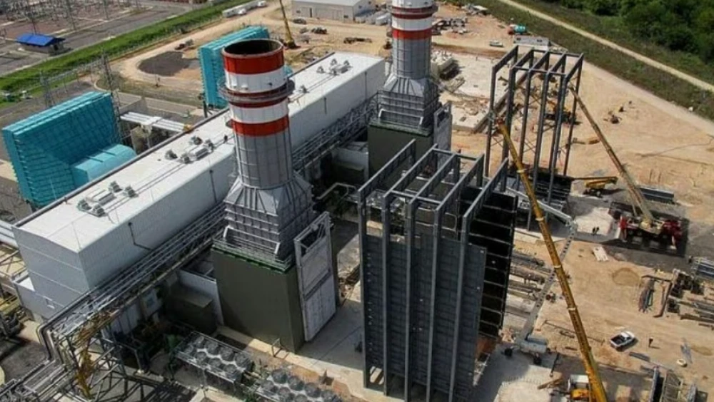 Tras la venta de AySA, el Gobierno avanza con privatizaciones en trenes y energía