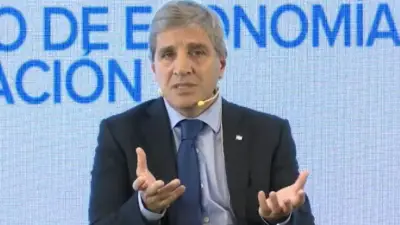 Luis Caputo aseguró a inversores que podría usar el swap con China si se complica el programa financiero